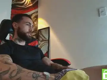 Chaturbate Live Sex of luke_davis01