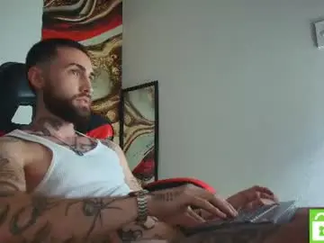 Chaturbate Adult Webcams of luke_davis01