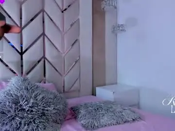Chaturbate Free Porn Cam of raven_luxx