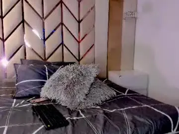 Chaturbate Live Porn of raven_luxx
