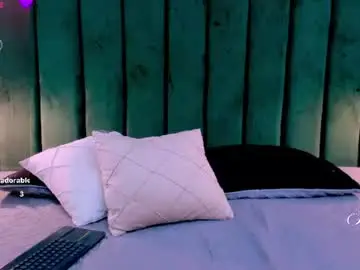 Chaturbate Watch Live Sex Cams of raven_luxx