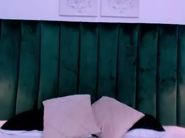 Chaturbate Sex Cam of raven_luxx