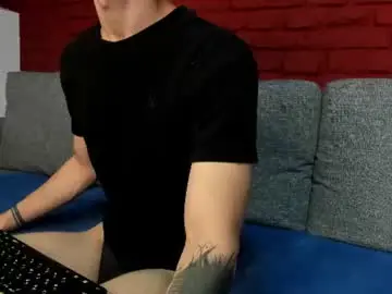 Chaturbate Adult Webcams of adam_porrter