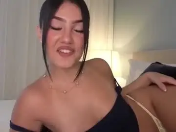 Chaturbate Live Sex Cam of ava_delightt