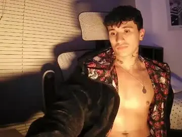 Chaturbate Free Porn Cam of badboyx6969x