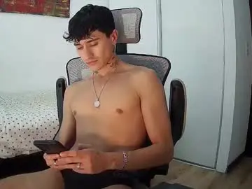 Chaturbate Best live sex cam show of badboyx6969x