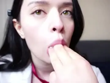 Chaturbate Free Porn Cam of bae_miamor