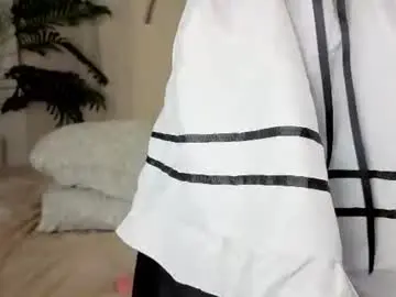 Chaturbate Live Sex Cam of bae_miamor
