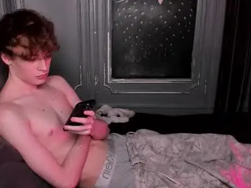 Chaturbate Live Porn of curlytwinkboy
