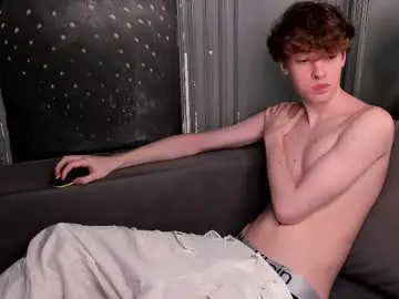 Chaturbate Sex Chat of curlytwinkboy