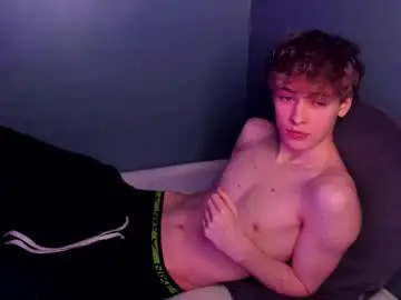 Chaturbate Private Sex Chat of curlytwinkboy