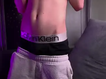 Chaturbate Sex Cam of curlytwinkboy