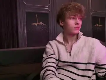 Chaturbate Live Porn of curlytwinkboy