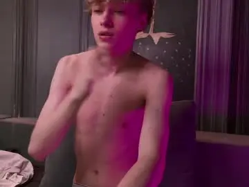 Chaturbate Adult Webcams of curlytwinkboy