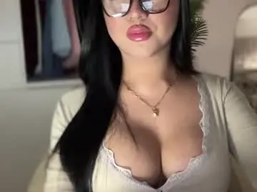 Chaturbate Sex Cam of foxyluscious