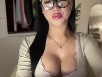 Chaturbate Nude Webcam of foxyluscious