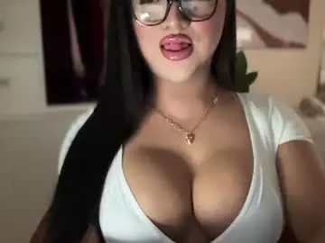 Chaturbate Watch Live Sex Cams of foxyluscious