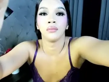 Chaturbate Sex Cam of irina_woodshakylishxx