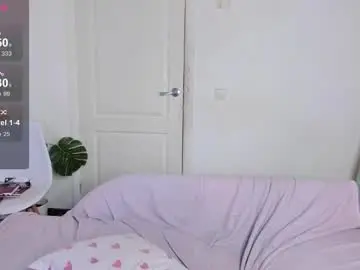 Chaturbate Watch Live Sex Cams of nymphobabee