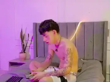 Chaturbate Best live sex cam show of zeyn_smith