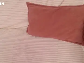 Chaturbate Live Sex Cam of hlopushkahouse