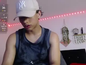 Chaturbate Watch Live Sex Cams of labrinthteasing