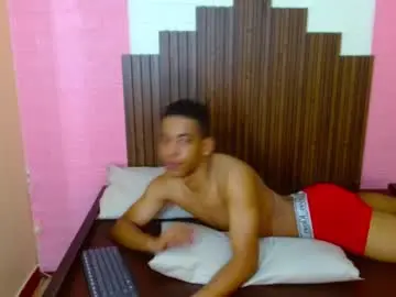 Chaturbate Live Sex Cam of luigi_ferrer