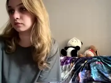 Chaturbate Watch Live Sex Cams of mia_livy