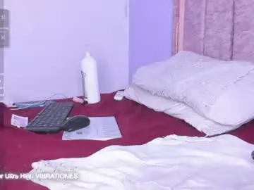 Chaturbate Watch Live Sex Cams of selene_cute05