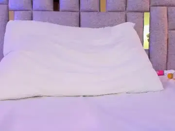 Chaturbate Best live sex cam show of camilaa_smith_