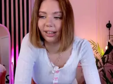 Chaturbate Live Sex Cam of cassie_palmer