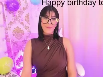 Chaturbate Sex Chat of ema_lambert