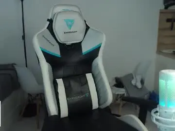 Chaturbate Live Sex Cam of jayce_icestone