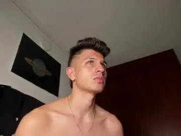 Chaturbate Watch Live Sex Cams of kevin_ahs1
