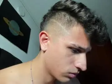 Chaturbate Sex Cam of kevin_ahs1