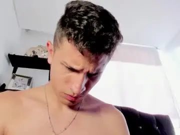 Chaturbate Live Porn of kevin_ahs1