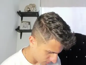 Chaturbate Sex Cam of kevin_ahs1