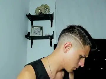 Chaturbate Free Live Porn of kevin_ahs1