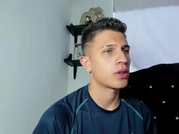 Chaturbate Best live sex cam show of kevin_ahs1