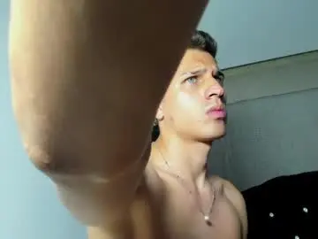 Chaturbate Private Sex Chat of kevin_ahs1