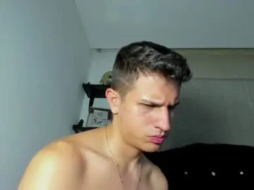 Chaturbate Sex Cam of kevin_ahs1