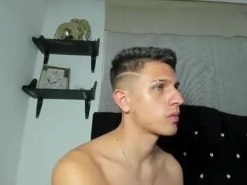 Chaturbate Best Webcam of kevin_ahs1