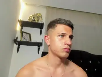 Chaturbate Free Porn Cam of kevin_ahs1