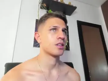Chaturbate Free Porn Cam of kevin_ahs1