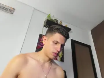 Chaturbate Sex Cam of kevin_ahs1