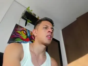 Chaturbate Nude Webcam of kevin_ahs1