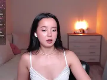 Chaturbate Nude Webcam of lia_hetty