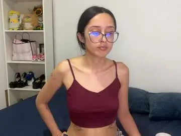 Chaturbate Live Sex of mila_2315