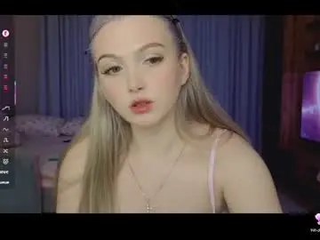 Chaturbate Best live sex cam show of small_blondee