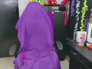 Chaturbate Live Sex Cam of ann_cohen